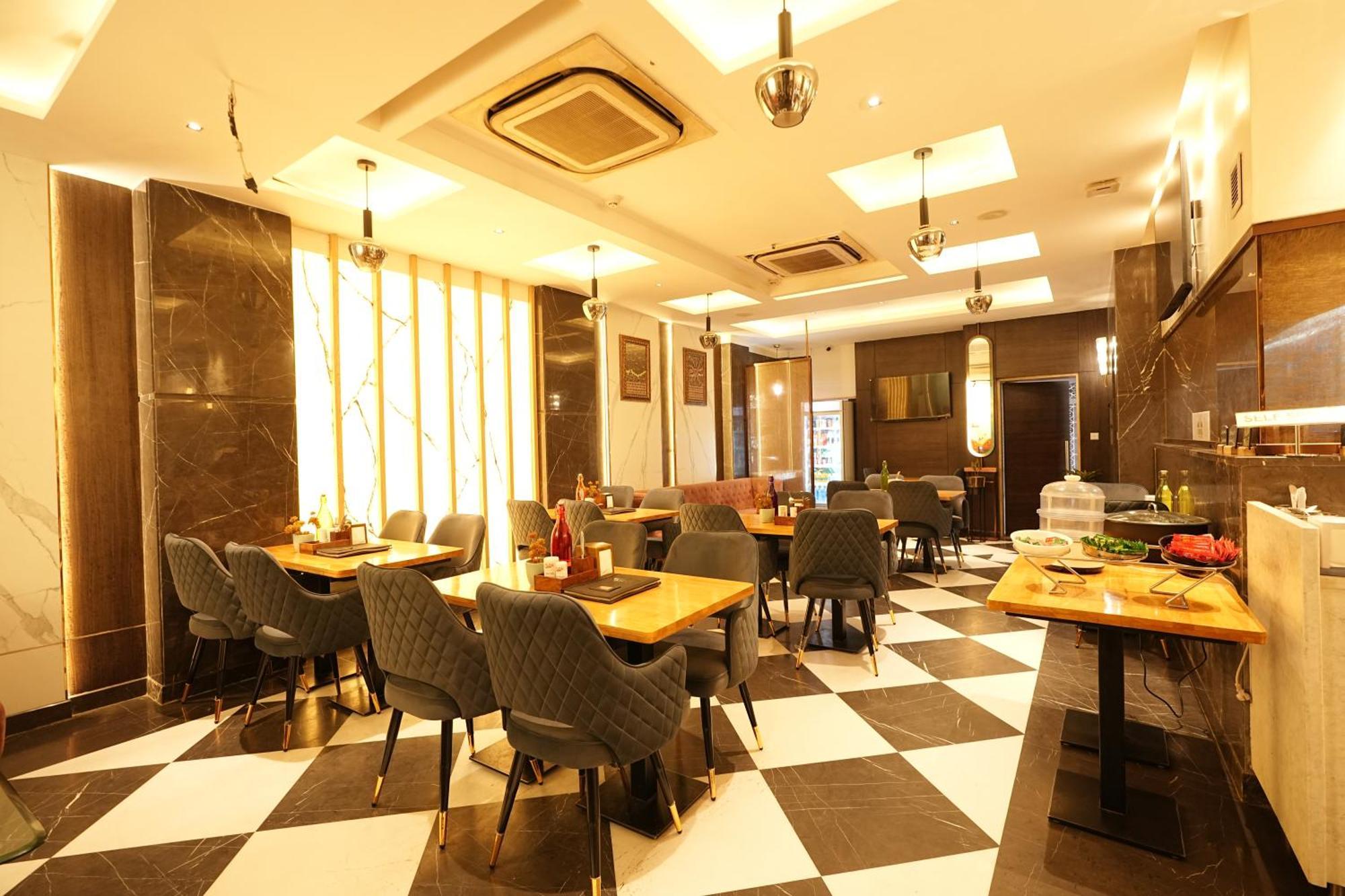 Empire Suites, Yeni Delhi Dış mekan fotoğraf