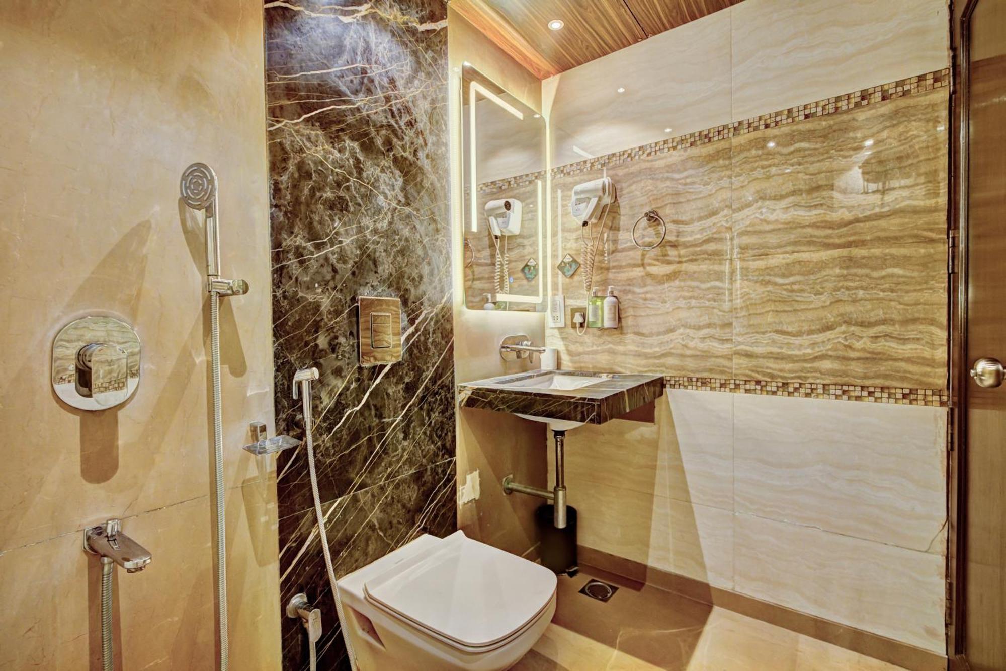 Empire Suites, Yeni Delhi Dış mekan fotoğraf