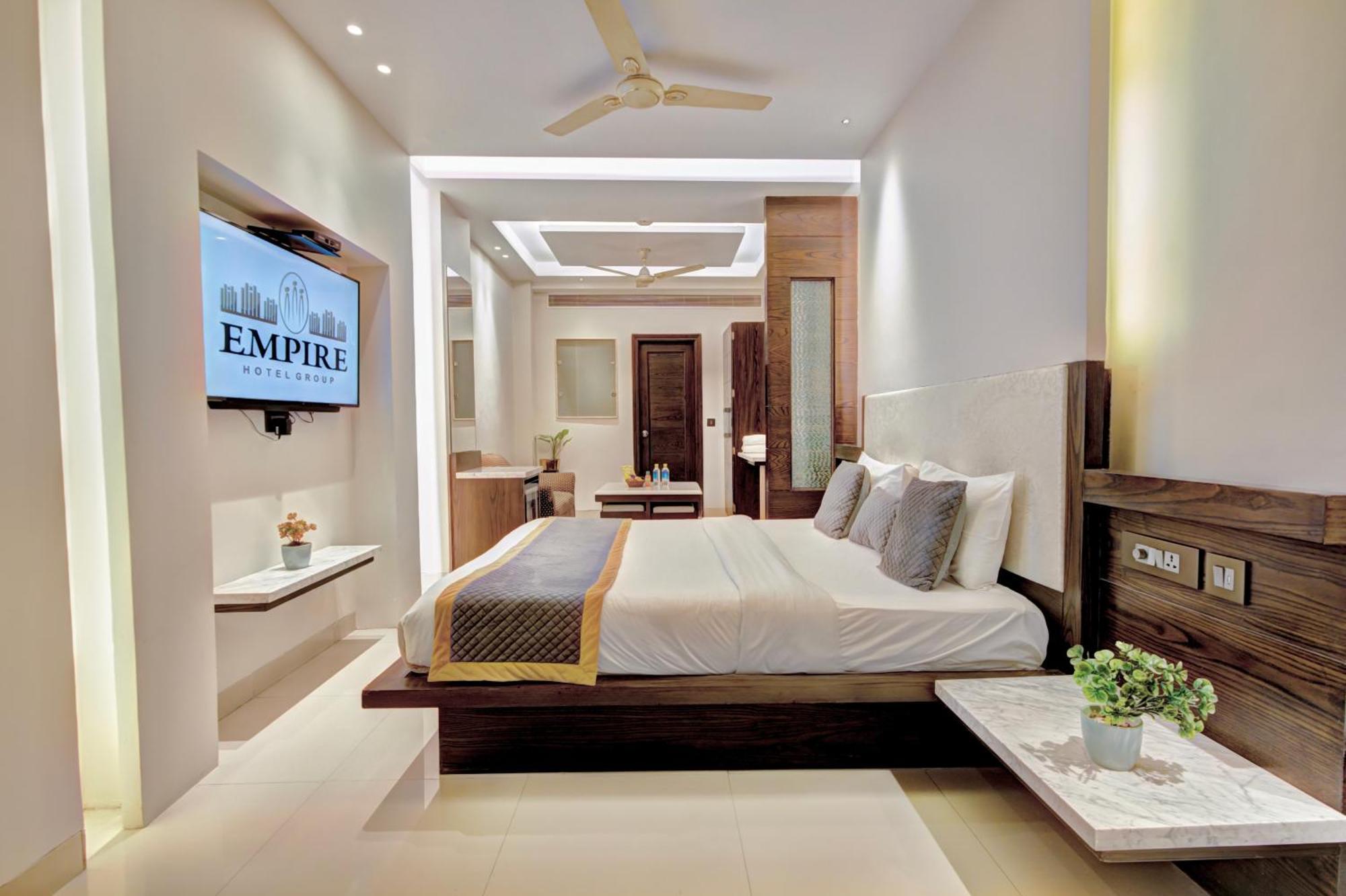 Empire Suites, Yeni Delhi Dış mekan fotoğraf