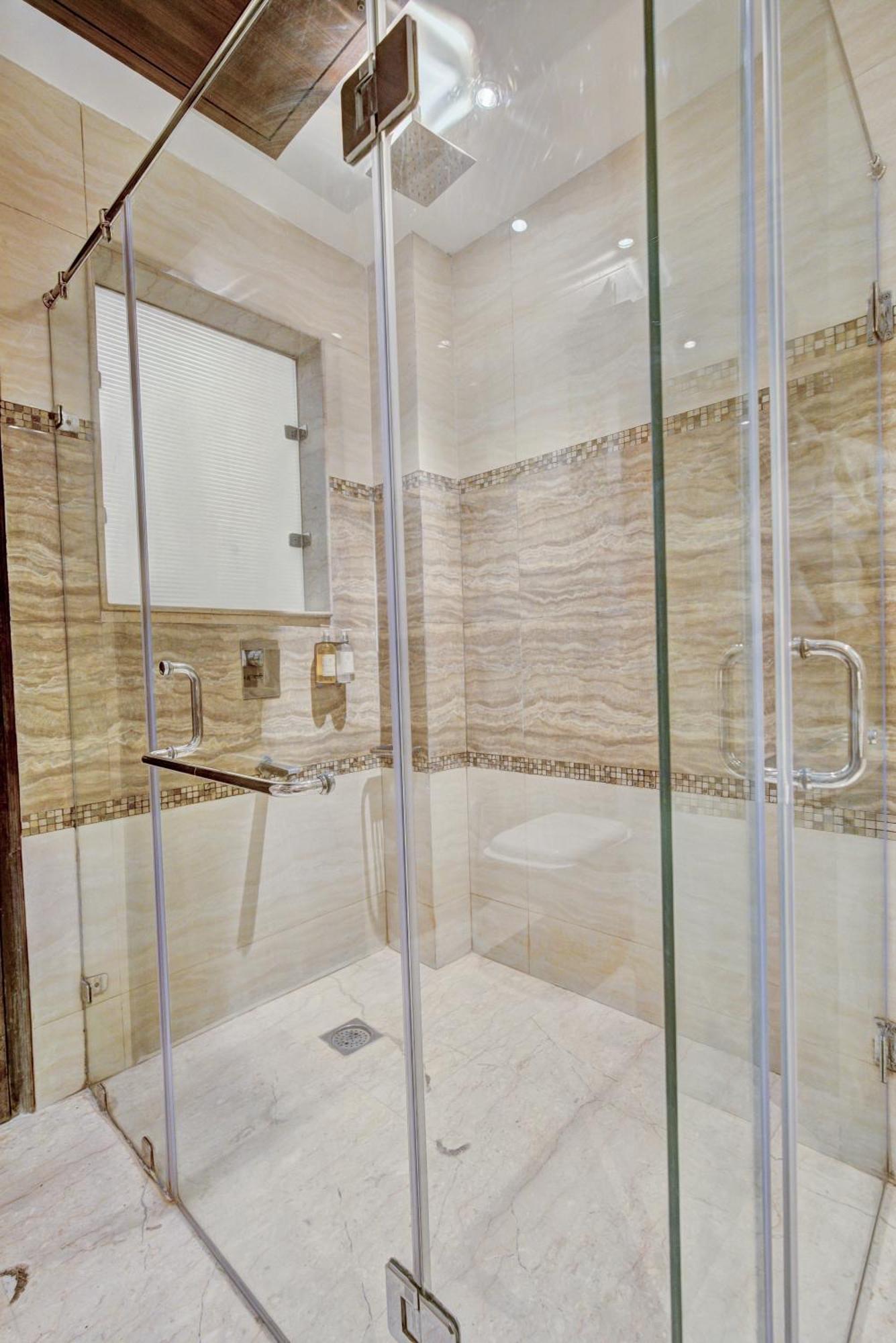 Empire Suites, Yeni Delhi Dış mekan fotoğraf