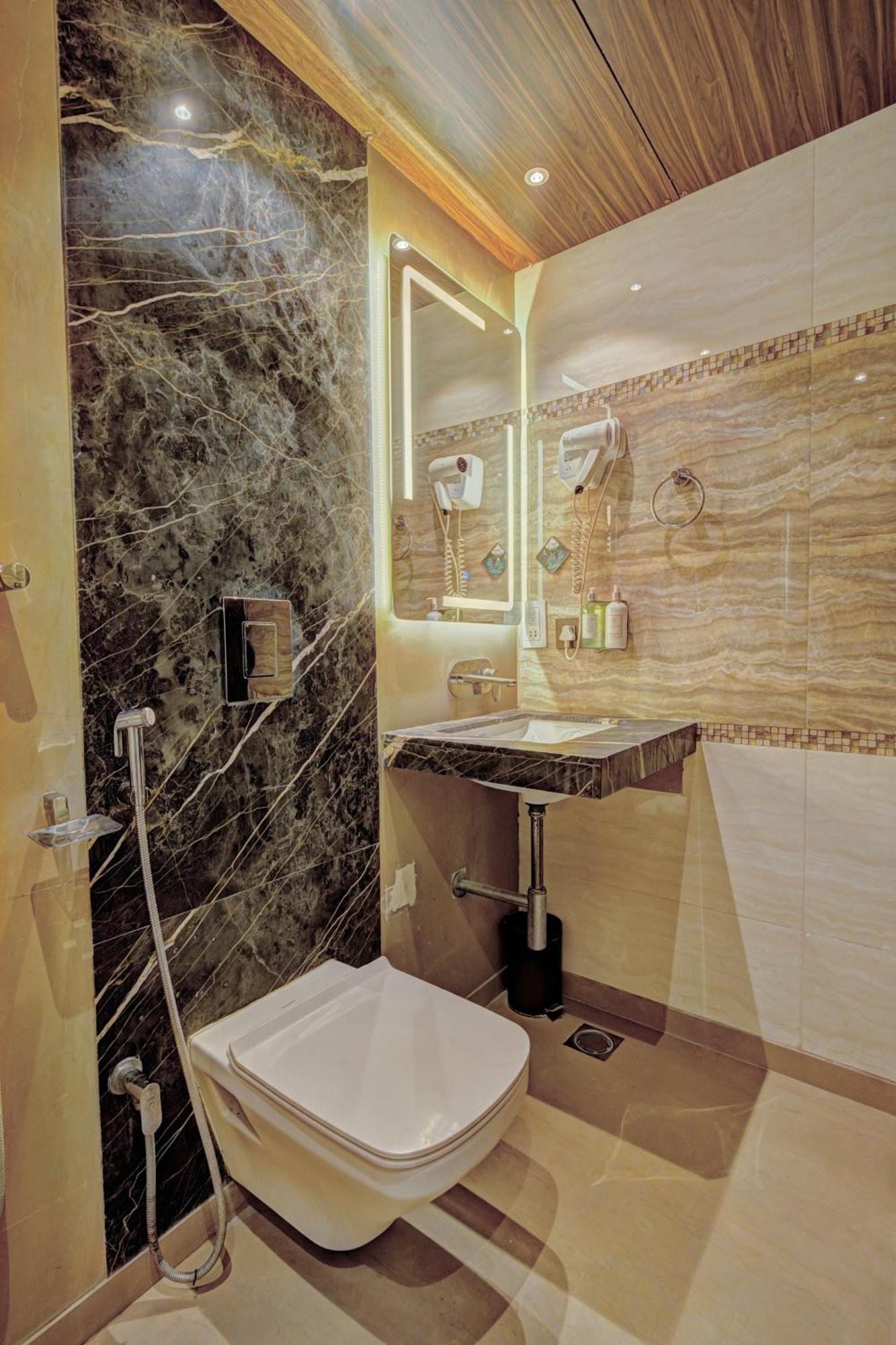 Empire Suites, Yeni Delhi Dış mekan fotoğraf